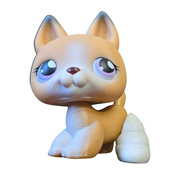 Littlest Pet Shop LPS German Shepard With Cast Removable 2004 #112 - Picture 1 of 4